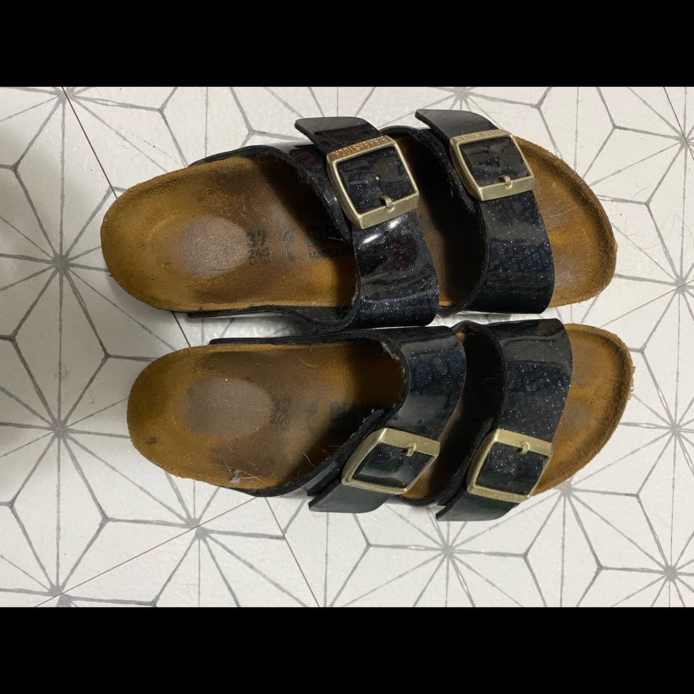 Birkinstocks sandals 37. Snake skin print.
